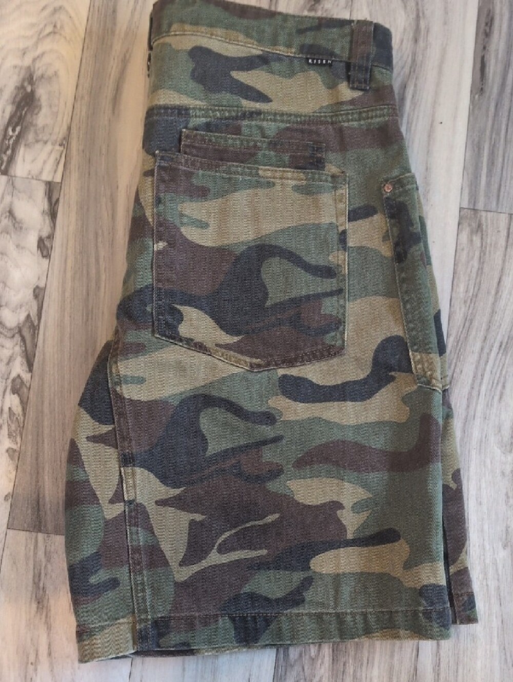 Women’s Camouflage Cargo Shorts with Drawstring Waist - Picture 14 of 14
